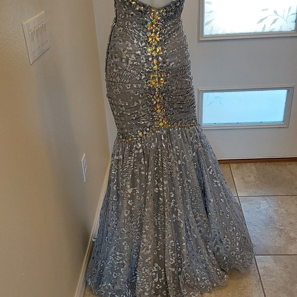 Jovani HAND BEADED STRAPLESS SWEETHEART MERMAID GOWN SIZE 0 - Picture 7 of 8